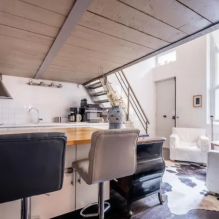 Апартаменты Veeve - Heart Of Saint Germain